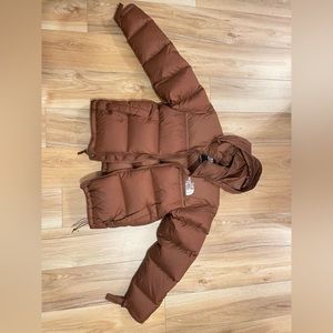 1996 RETRO NUPTSE JACKET - WOMEN'S northface never used (too small for me)